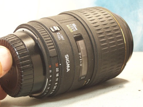 Objectif zoom sigma 28 300 - ,