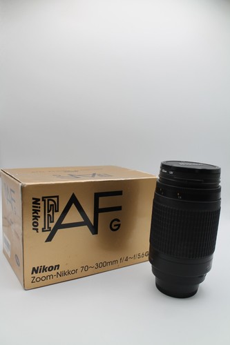 Nikon nikkor 300 mm - 70-300,